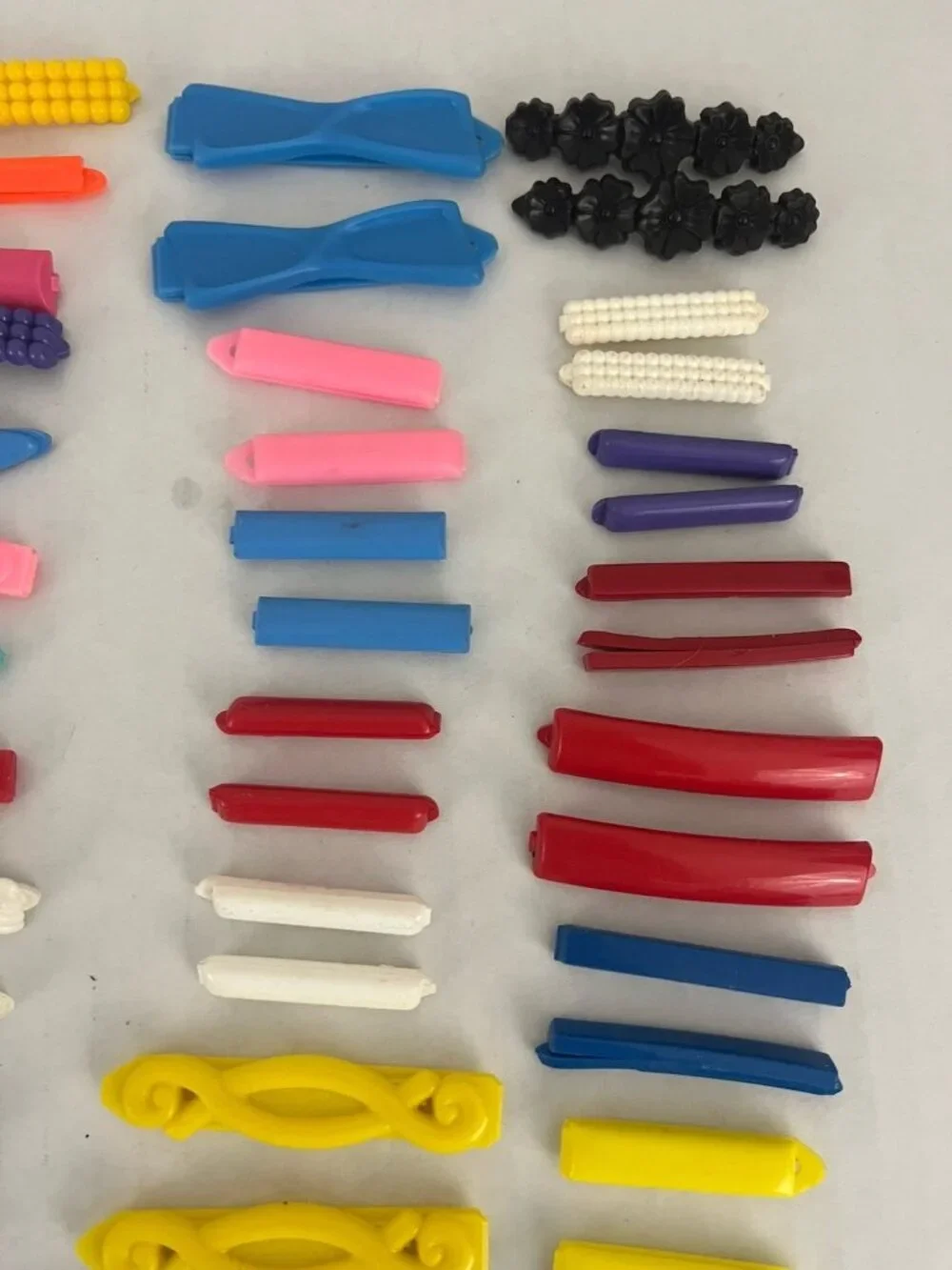 Vintage Hair Accessories Plastic Barrettes Clips Lot of 44 Singles & Sets